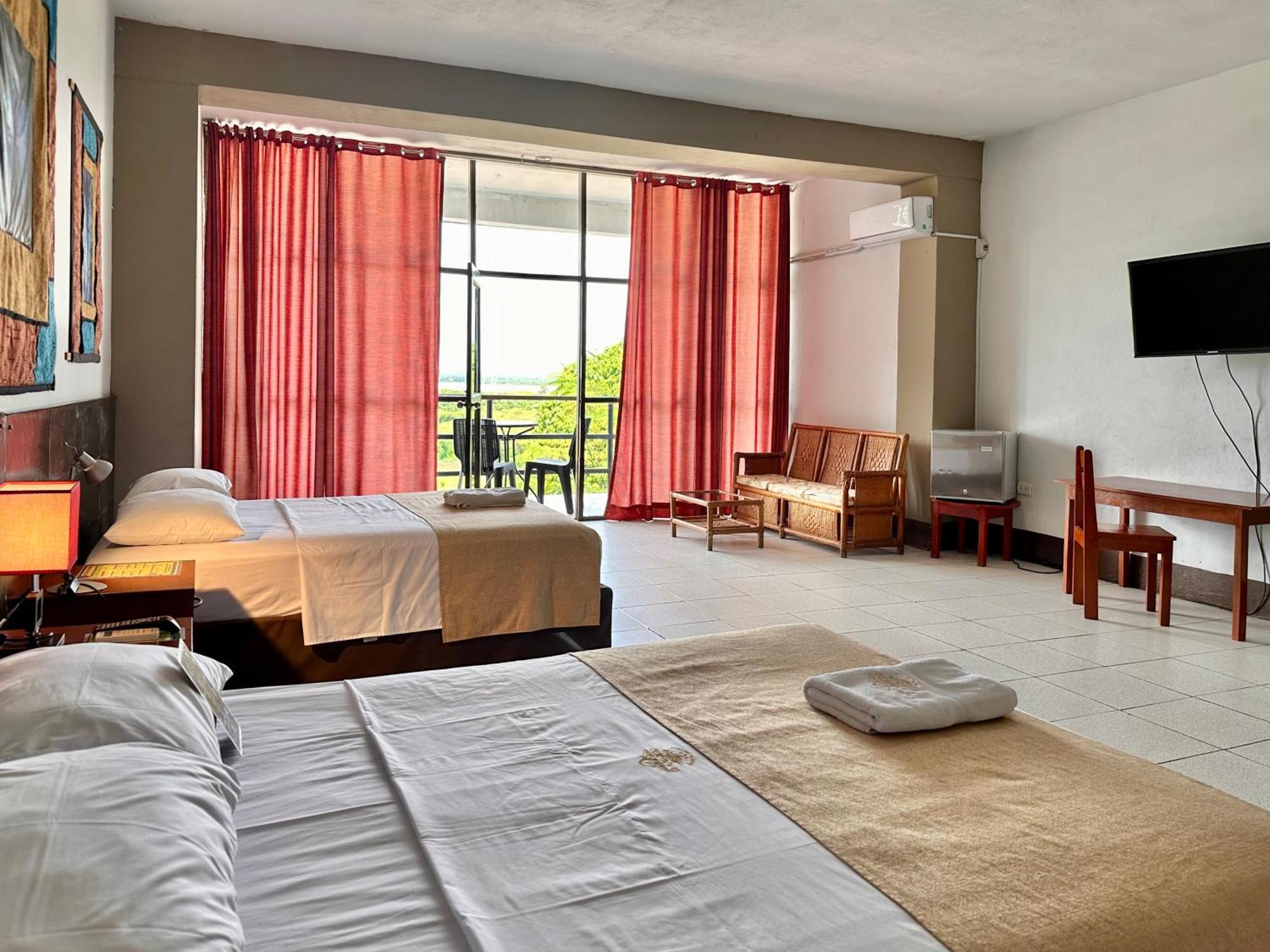 El Cauchero Hotel Iquitos Buitenkant foto